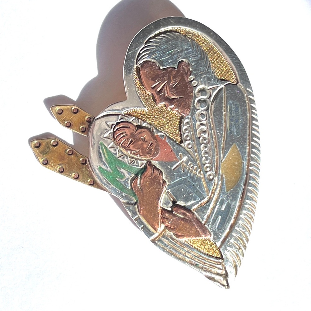 RARE Signed Native American Mother Child in Heart Brooch 925